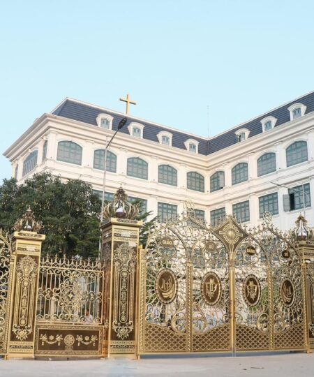 50+ Mẫu Cổng Nhôm đúc đẹp tại Bình Dương 28 z4580696753812 3d331ec8bf4c1fcd00e05e47dfd3b17e