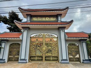 CỔNG NHÔM ĐÚC CHO TỪ ĐƯỜNG – BIỂU TƯỢNG GIA TỘC TRƯỜNG TỒN 15 cong-nhom-duc-cho-tu-duong